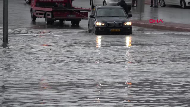 Konya Sağanak Yağmur Sonrası Yollar Göle Döndü Hd