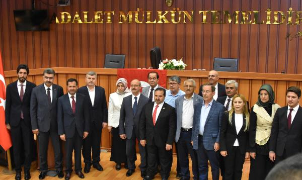 Konya’da Milletvekilleri Mazbatalarını Aldı