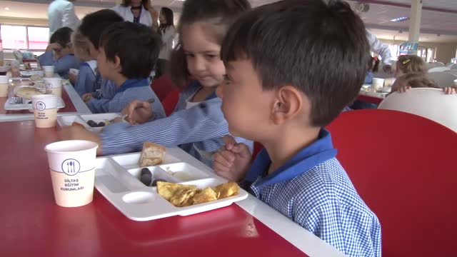 Öğrencilere Beslenmenin Önemi Kahvaltıyla Anlatıldı
