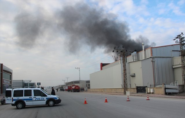 Konya’da Yer Altı Tankı Üretilen Fabrikada Yangın Çıktı