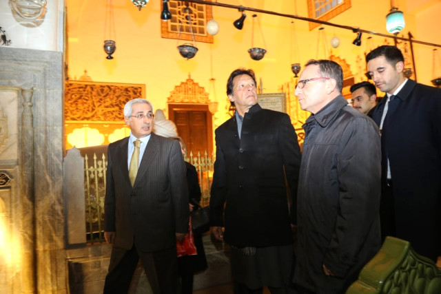 Pakistan Başbakanı Mevlana Müzesi’ni Ziyaret Etti