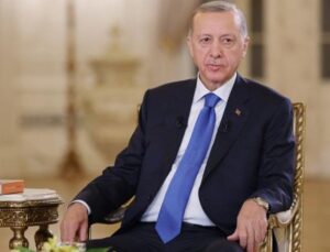 Cumhurbaşkanı Erdoğan’ın sıhhat durumuyla ilgili Yardımcısı Fuat Oktay’dan açıklama: Hamdolsun çok uygun
