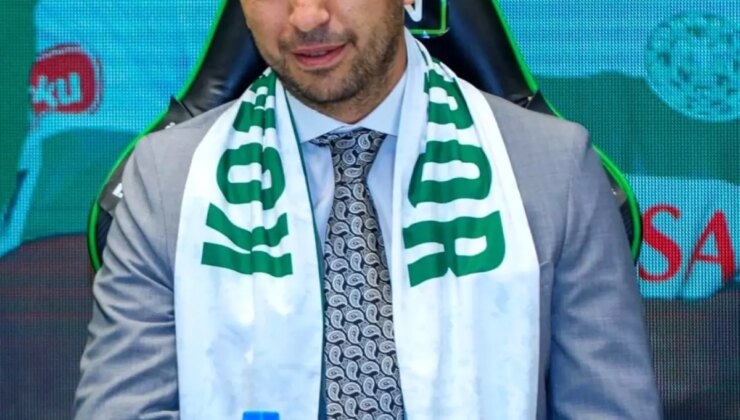 Konyaspor’da Bouly Sambou İran ligine kiralandı, stoper transferi için görüşmeler sürüyor