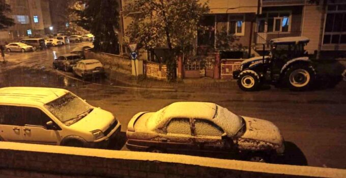 Konya’da Mayıs Ayında Kar Sürprizi: Sürücüler Zor Anlar Yaşadı
